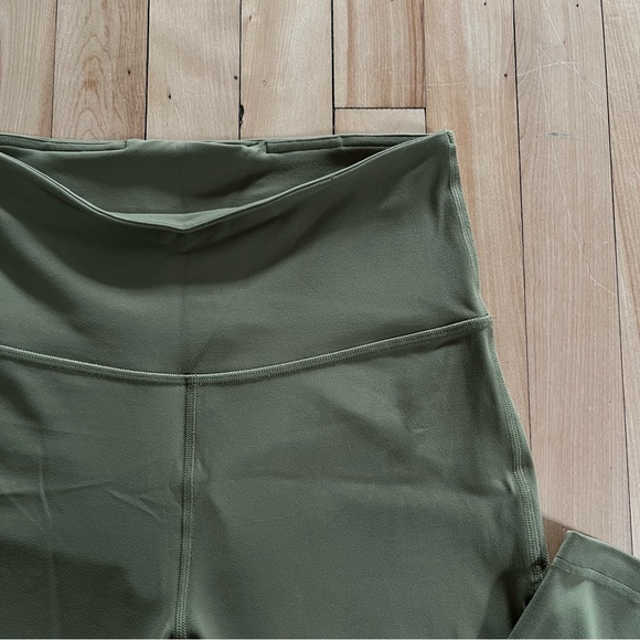 Lululemon - Groove Super High-Rise Crop 23” Nulu - Picture 3 of 5